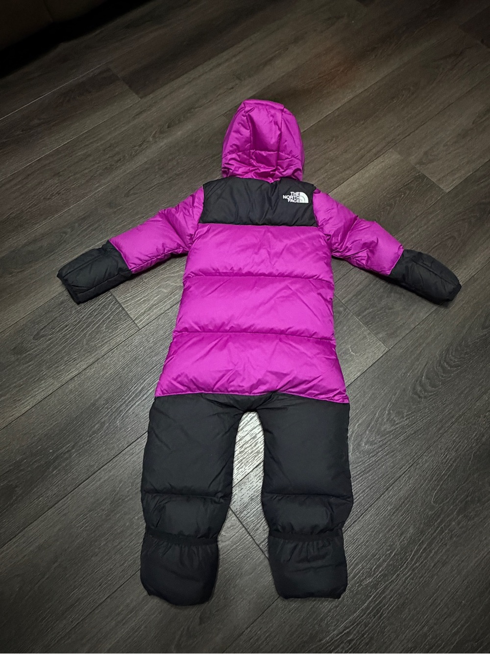 The North Face 1996 Retro Nuptse 1 Piece Deep Mulberry 700 down Sz 18-24 Mo. NWT - Picture 2 of 4